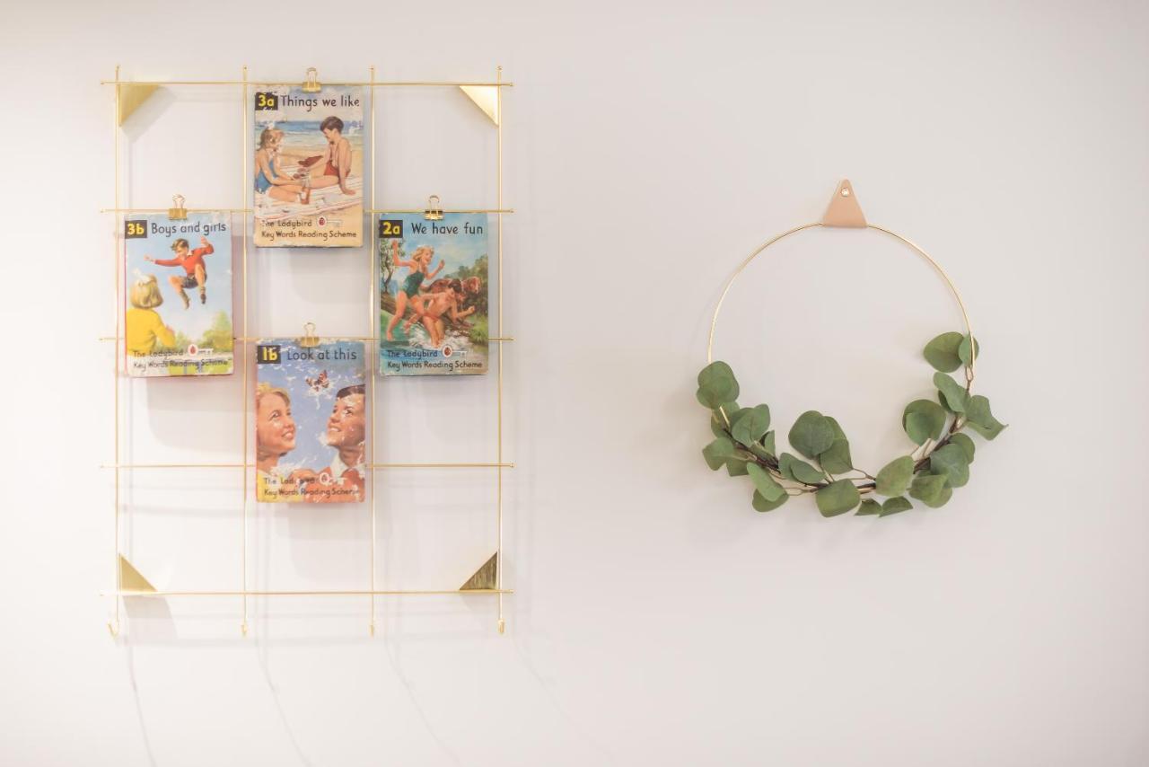 Chic And Comfort Home In Central アテネ エクステリア 写真