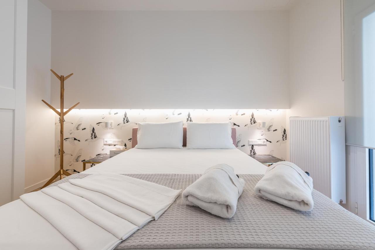 Chic And Comfort Home In Central アテネ エクステリア 写真